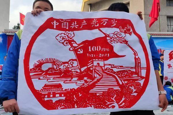 黄简书法的笔法是否太繁琐了?你怎么看?